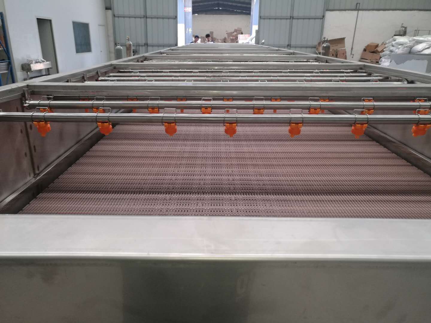 噴淋殺菌機(jī)中常見(jiàn)的加熱方式